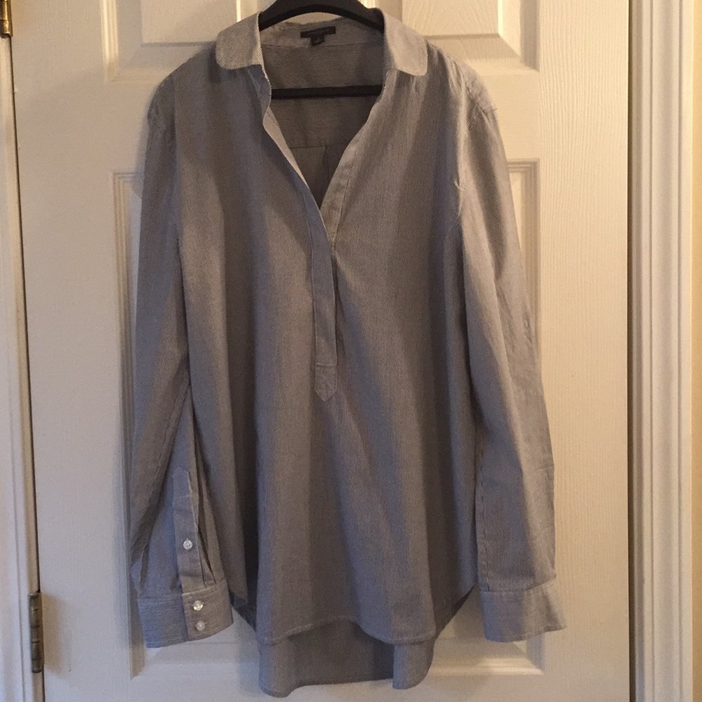 Ann Taylor gray stripped two button shirt